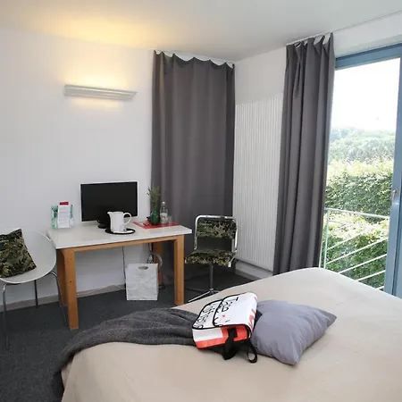 イン Alanus Gastehaus