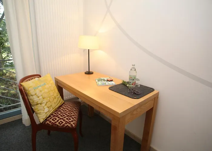 여관 Alanus Gastehaus Alfter