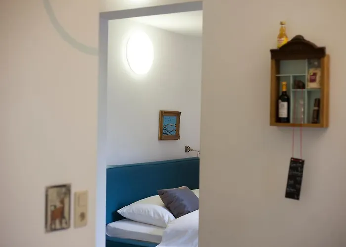 여관 Alanus Gastehaus *