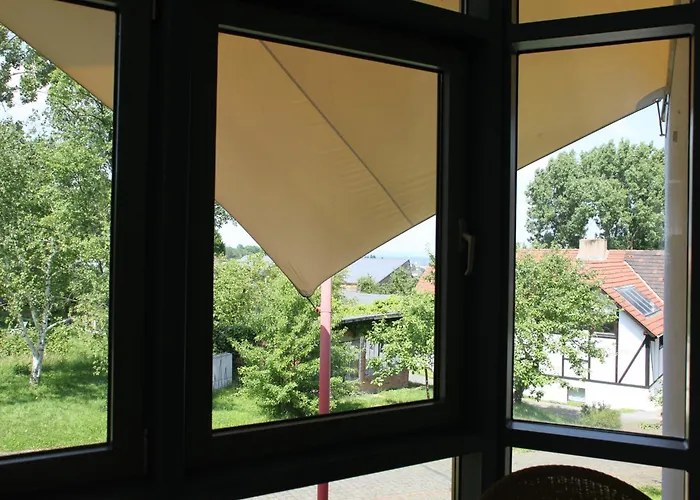 Alanus Gastehaus 여관 *